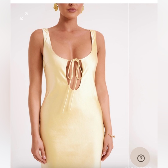 Aubrie Keyhole Satin Maxi Dress - Butter - Picture 4 of 4